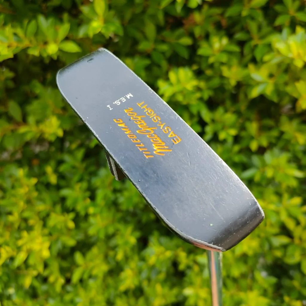 PUTTER MacGregor TITLEDMAG EASY-SIGHT ความยาว 35 นิ้ว ก้าน SCOTLAND จุดเด่นคืนศูนย์เล็งที่เป็นแท่งขึ้นมา น้ำหนักก็ดี เล็งง่าย พัตต์แม่น!! ไม้กอล์ฟมือสอง ของแท้ BY NakaraLuxurious PUTTER MacGregor TITLEDMAG EASY-SIGHT ความยาว 35 นิ้ว ก้าน SCOTLAND จุดเด่นคืนศูนย์เล็งที่เป็นแท่งขึ้นมา น้ำหนักก็ดี เล็งง่าย พัตต์แม่น!! ไม้กอล์ฟมือสอง ของแท้ BY NakaraLuxurious