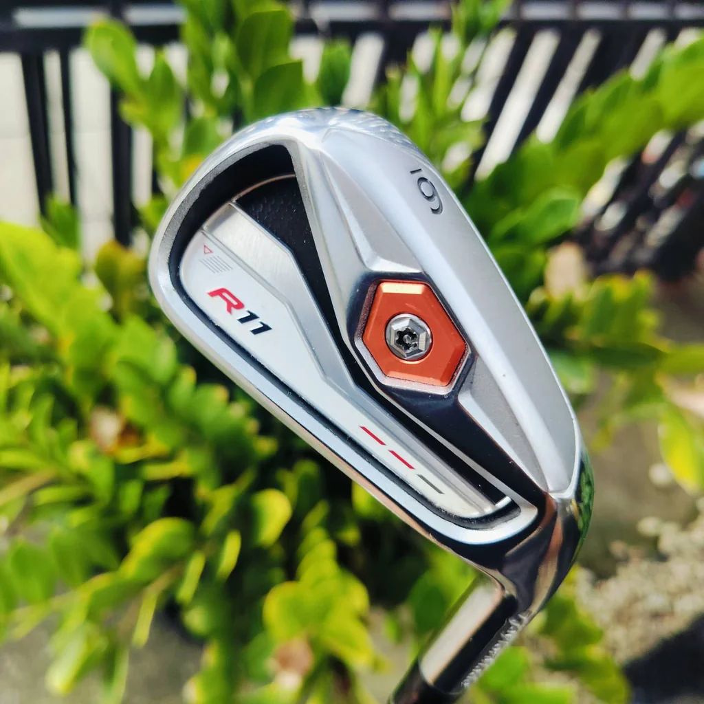ชุดเหล็ก Taylormade R11 ด้านหลังมีโพรง CAVITY ออกแบบสปอร์ต สวย และตีง่าย ตีไกลในเหล็กเดียว ไขปรับทิศทางได้อีกด้วย ไม้กอล์ฟพรีเมี่ยมมือสอง ของแท้ By NakaraLuxurious ชุดเหล็ก Taylormade R11 ด้านหลังมีโพรง CAVITY ออกแบบสปอร์ต สวย และตีง่าย ตีไกลในเหล็กเดียว ไขปรับทิศทางได้อีกด้วย ไม้กอล์ฟพรีเมี่ยมมือสอง ของแท้ By NakaraLuxurious