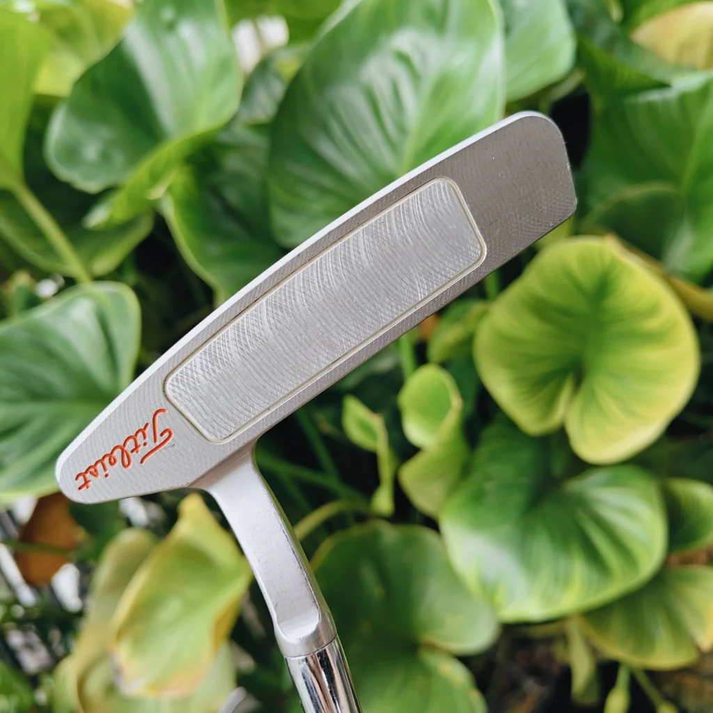 SCOTTY CAMERON Newport 2.5 Detour – พัตเตอร์ระดับตำนานจาก TITLEIST! SCOTTY CAMERON Newport 2.5 Detour – พัตเตอร์ระดับตำนานจาก TITLEIST!