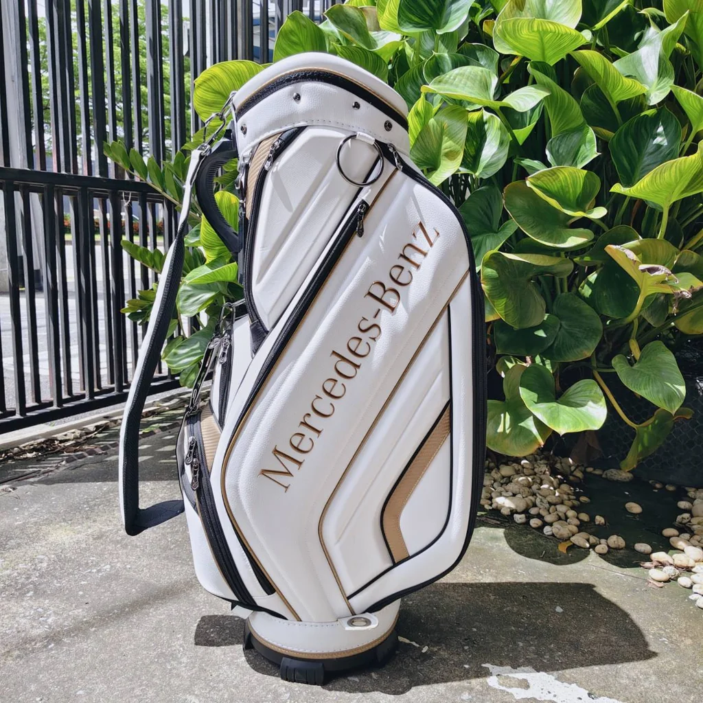 Taylormade x Mercedes-Benz Golf Bag ✨ สำหรับนักกอล์ฟผู้ชื่นชอบความหรูหราและฟังก์ชันที่เหนือระดับ