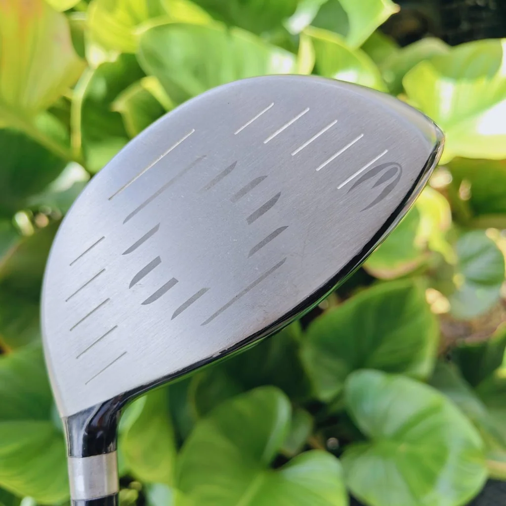 Driver Cleveland Launcher MOI สูงมาก ~5,200 g·cm² → ให้อภัยสุด ๆ แม้ตีไม่โดนกลางหน้าไม้ Driver Cleveland Launcher MOI สูงมาก ~5,200 g·cm² → ให้อภัยสุด ๆ แม้ตีไม่โดนกลางหน้าไม้