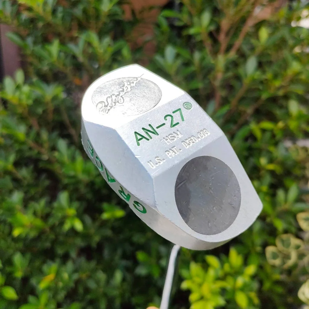PUTTER GRACE AN-27 ก้าน BOBBY GRACE ความยาว 34 นิ้ว ถ่วงบนล่างน้ำหนักดีมากๆ หน้าแบบ MILLED เกาะไลน์มาก PUTTER GRACE AN-27 ก้าน BOBBY GRACE ความยาว 34 นิ้ว ถ่วงบนล่างน้ำหนักดีมากๆ หน้าแบบ MILLED เกาะไลน์มาก