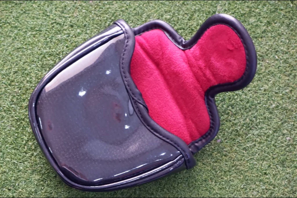 COVER PUTTER ลายกระโหลกไขว้ COVER PUTTER ลายกระโหลกไขว้