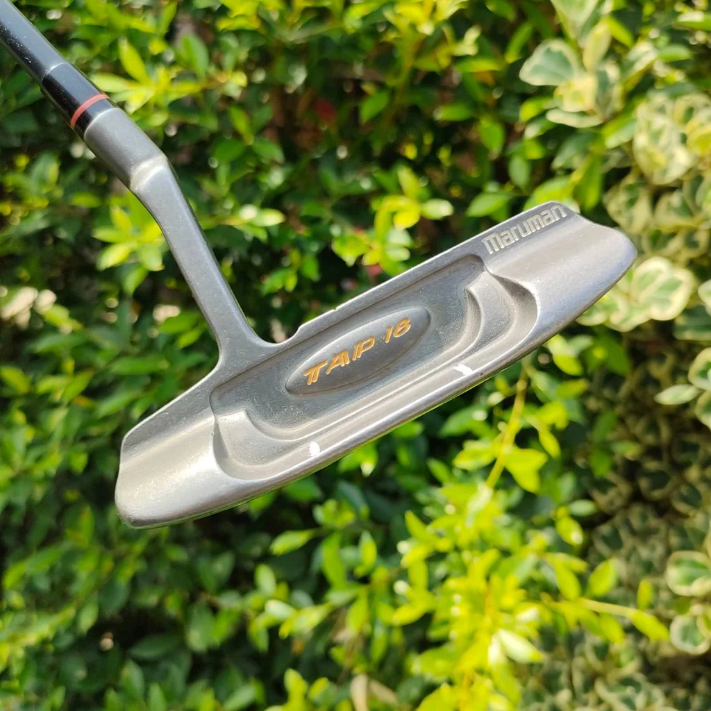 PUTTER MARUMAN TAP 16 ความยาว 34 นิ้ว ก้าน STEADYPARSEC หน้าสัมผัสแบบเกาะไลน์สุดๆ PUTTER MARUMAN TAP 16 ความยาว 34 นิ้ว ก้าน STEADYPARSEC หน้าสัมผัสแบบเกาะไลน์สุดๆ