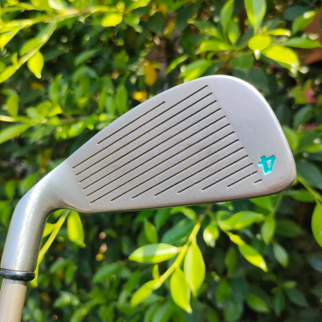 ** ไม้กอล์ฟสำหรับผู้หญิง ** ชุดเหล็ก CALLAWAY BIG BERTHA มีเหล็ก 3-9 เเละ PW ก้าน CALLAWAY GOLF FLEX L ชุดตีง่าย คุณภาพสูงมากๆ ก้านแบบเจาทะลุด้วยครับ คุณผู้หญิงที่กำลังหาเหล็กดีๆ สักชุด พลาดไม่ได้เลยนะครับ ดีกว่าไปซื้อชุดจากจีนครับ!!! ** ไม้กอล์ฟสำหรับผู้หญิง ** ชุดเหล็ก CALLAWAY BIG BERTHA มีเหล็ก 3-9 เเละ PW ก้าน CALLAWAY GOLF FLEX L ชุดตีง่าย คุณภาพสูงมากๆ ก้านแบบเจาทะลุด้วยครับ คุณผู้หญิงที่กำลังหาเหล็กดีๆ สักชุด พลาดไม่ได้เลยนะครับ ดีกว่าไปซื้อชุดจากจีนครับ!!!
