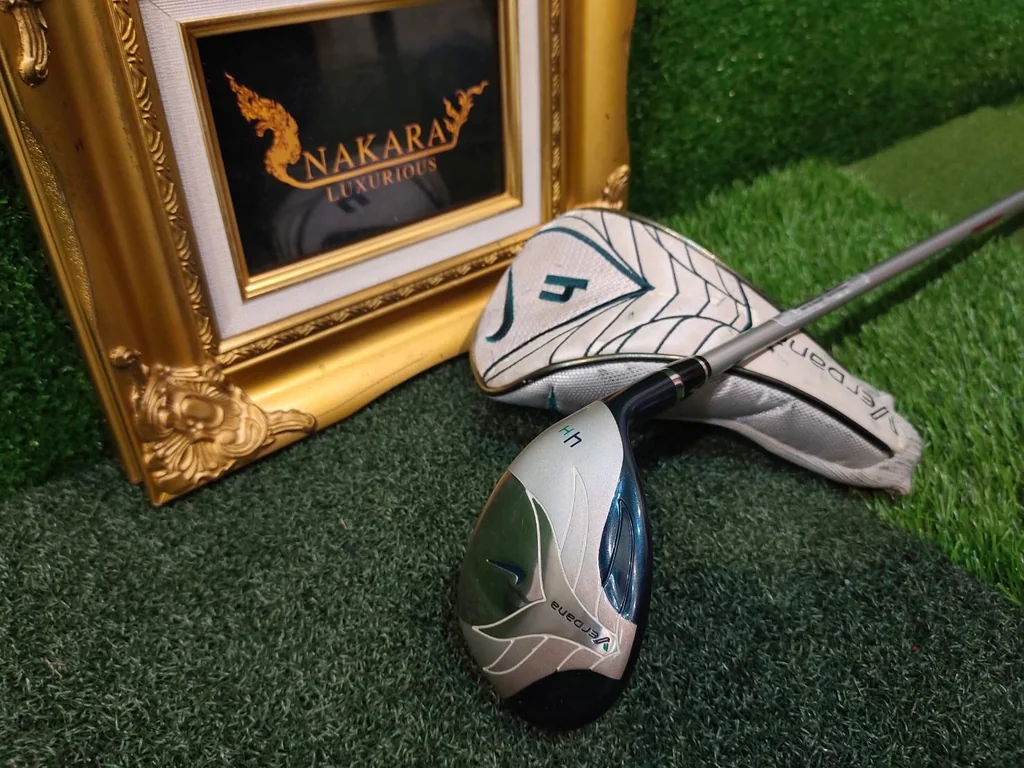U4 NIKE VERDANA LADY พร้อม COVER สวยมาก U4 NIKE VERDANA LADY พร้อม COVER สวยมาก