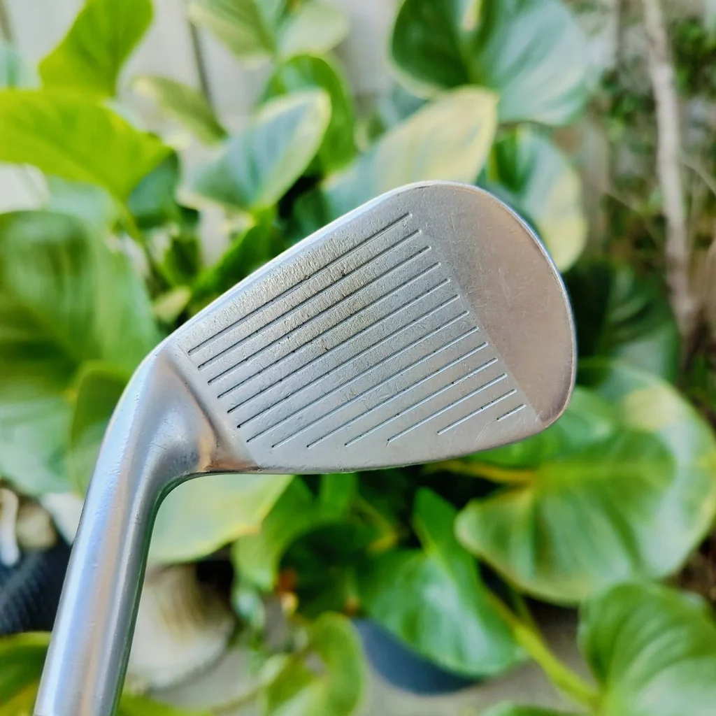 ชุดเหล็ก Titleist CB FORGED 712 ก้าน DYNAMIC GOLD X100 ก้านแข็งตีมันส์ใส่ได้เต็มๆ ตีแรงเอาอยู่ เหล็ก FORGED สุดพรีเมี่ยม และ มี CAVITY ชดเชยสูง ไม้กอล์ฟพรีเมี่ยมมือสอง ของแท้ By NakaraLuxurious ชุดเหล็ก Titleist CB FORGED 712 ก้าน DYNAMIC GOLD X100 ก้านแข็งตีมันส์ใส่ได้เต็มๆ ตีแรงเอาอยู่ เหล็ก FORGED สุดพรีเมี่ยม และ มี CAVITY ชดเชยสูง ไม้กอล์ฟพรีเมี่ยมมือสอง ของแท้ By NakaraLuxurious