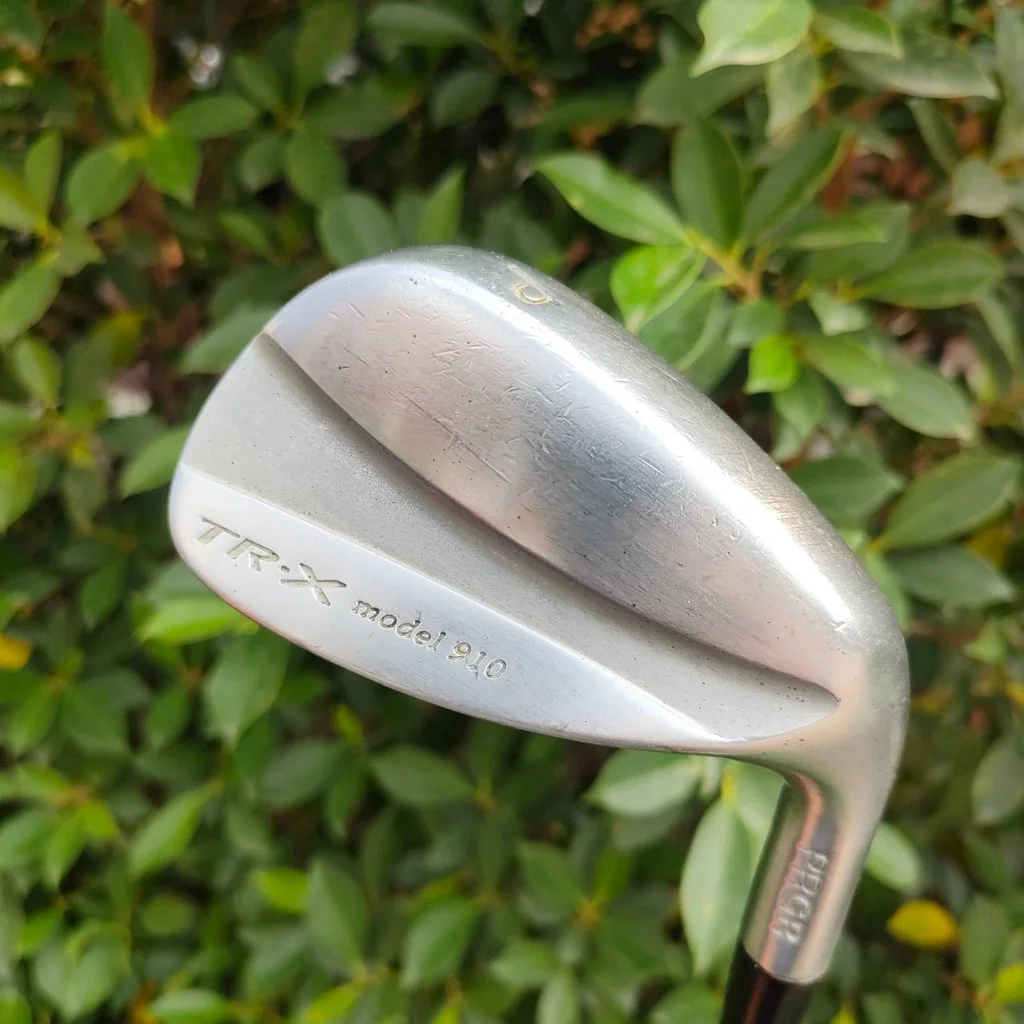 PW PRGR TR-X MIDEL 910 ก้าน TR X IRONS FLEX WEDGE เหล็กพรีเมี่ยมจากญี่ปุ่น ด้านในกรวงเป็น CAVITY ตีง่ายแบบสุดๆ และนุ่ม สปินดีมาก PW PRGR TR-X MIDEL 910 ก้าน TR X IRONS FLEX WEDGE เหล็กพรีเมี่ยมจากญี่ปุ่น ด้านในกรวงเป็น CAVITY ตีง่ายแบบสุดๆ และนุ่ม สปินดีมาก
