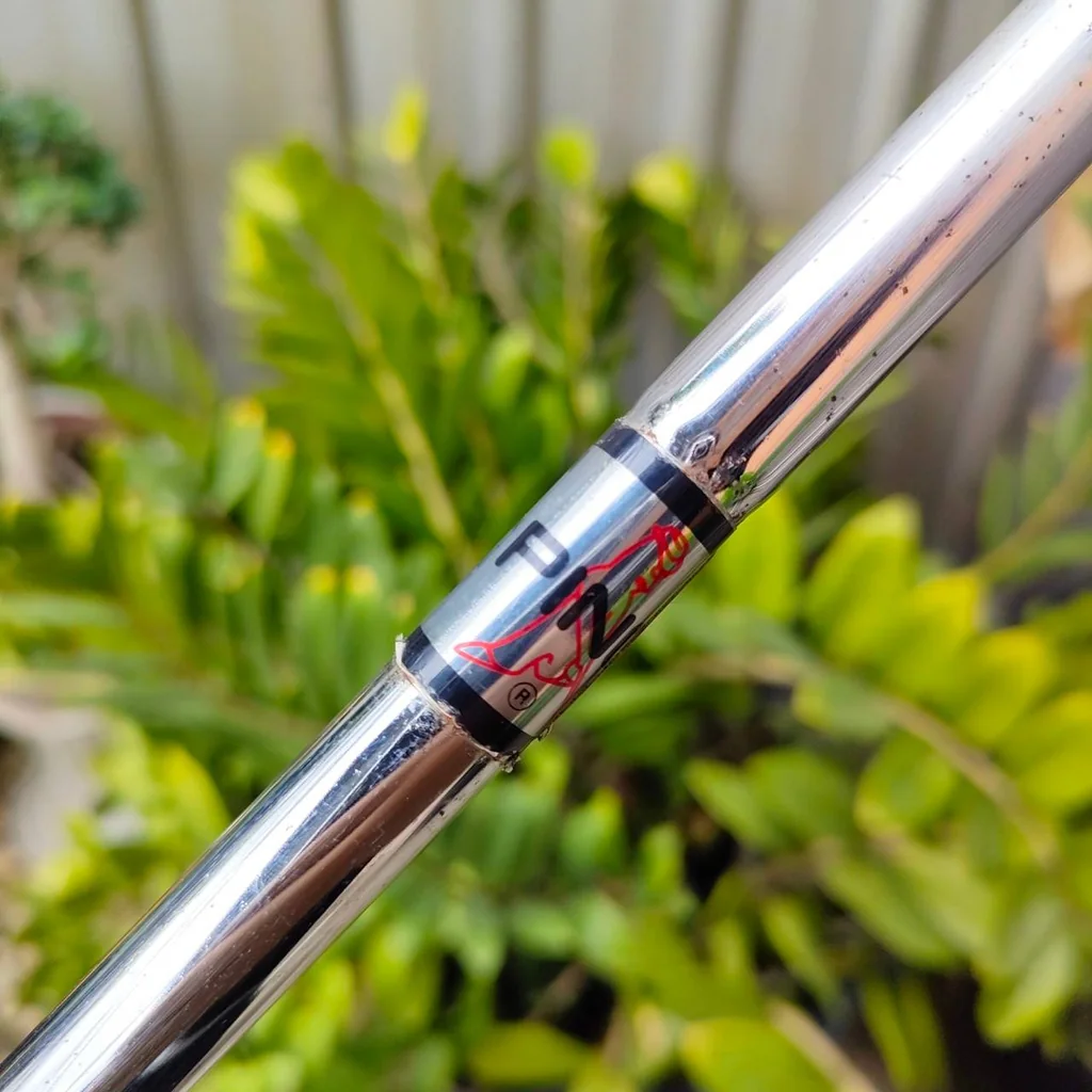 PUTTER PING ANSER 3 ความยาว 35 นิ้ว Phoenix, Arizona วัสดุทองเหลือง สภาพสวย พัตต์ดี ANSER ไม้กอล์ฟพรีเมี่ยมมือสอง ของแท้ By NakaraLuxurious PUTTER PING ANSER 3 ความยาว 35 นิ้ว Phoenix, Arizona วัสดุทองเหลือง สภาพสวย พัตต์ดี ANSER ไม้กอล์ฟพรีเมี่ยมมือสอง ของแท้ By NakaraLuxurious