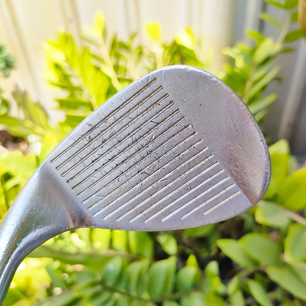 WEDGE CLEVELAND REG.588 องศา 60 ก้าน CLEVELAND เดิมๆ รุ่นแจ้งเกิดรุ่นที่ดังที่สุดของ Cleveland ไม้กอล์ฟพรีเมี่ยมมือสอง ของแท้ By NakaraLuxurious WEDGE CLEVELAND REG.588 องศา 60 ก้าน CLEVELAND เดิมๆ รุ่นแจ้งเกิดรุ่นที่ดังที่สุดของ Cleveland ไม้กอล์ฟพรีเมี่ยมมือสอง ของแท้ By NakaraLuxurious