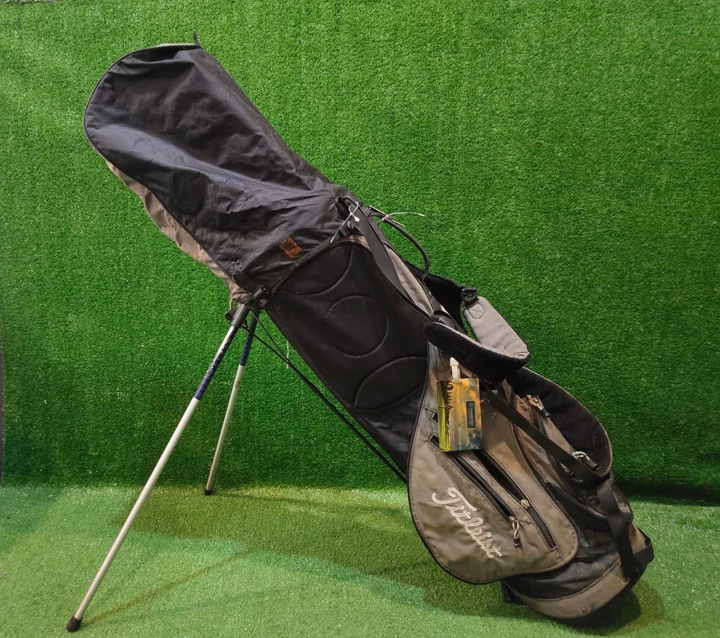 ถุงกอล์ฟ Titleist ขาตั้ง ถุงกอล์ฟ Titleist ขาตั้ง