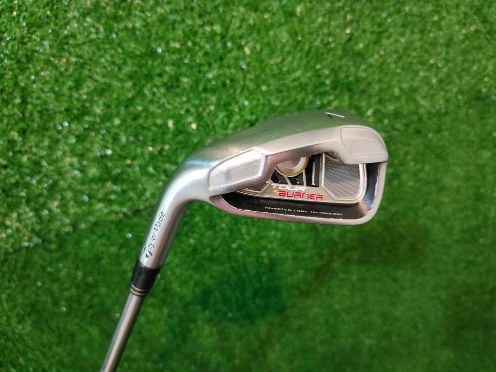 ไม้กอล์ฟมือซ้าย ชุดเหล็ก Taylormade TOUR BURNER ไม้กอล์ฟมือซ้าย ชุดเหล็ก Taylormade TOUR BURNER