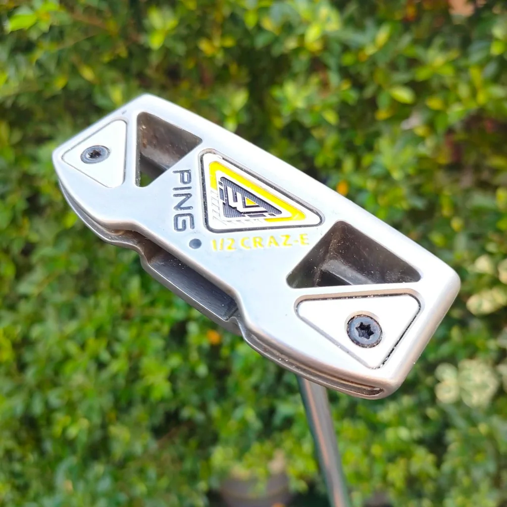 PUTTER PING IWI 1/2 CRAZ-E ความยาว 34 นิ้ว กริฟ SUPER STROKE ก้านแบบเจาะตรงกลาง CENTER พัตต์เล็งง่ายๆ เส้นสายตามองง่าย!! ไม้กอล์ฟมือสอง ของแท้ BY NakaraLuxurious
