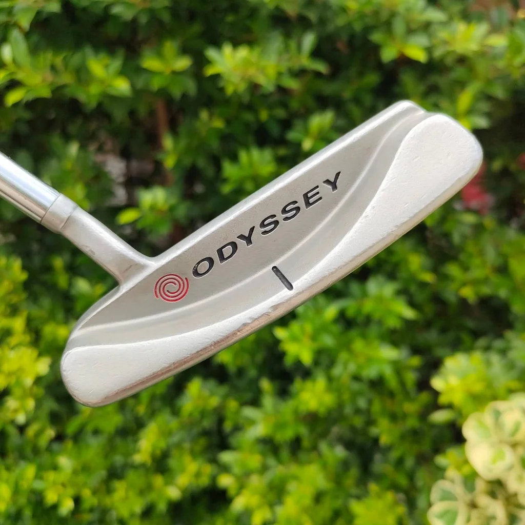 PUTTER ODYSSEY WHITE HOT #2 ความยาว 34 นิ้ว ก้าน ODYSSEY WHITE HOT ทรงสแตนดาร์ด หน้านุ่ม พัตต์ฟีลลิ่งดีมากๆ ไม้กอล์ฟมือสอง ของแท้ BY NakaraLuxurious PUTTER ODYSSEY WHITE HOT #2 ความยาว 34 นิ้ว ก้าน ODYSSEY WHITE HOT ทรงสแตนดาร์ด หน้านุ่ม พัตต์ฟีลลิ่งดีมากๆ ไม้กอล์ฟมือสอง ของแท้ BY NakaraLuxurious