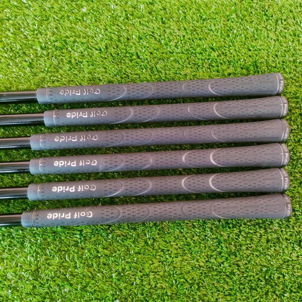 ชุดเหล็ก CALLAWAY LEGACY V FORGED มีเหล็ก 5-9 เเละ PW SW ก้าน CALLAWAY LEGACY FLEX R เป็นชุดเหล็กระดับพรีเมี่ยมสูงสุด!! เป็นเหล็ก FORGED CAVITY ลึกๆ ตีง่าย!! ไม้กอล์ฟมือสอง ของแท้ BY NakaraLuxurious