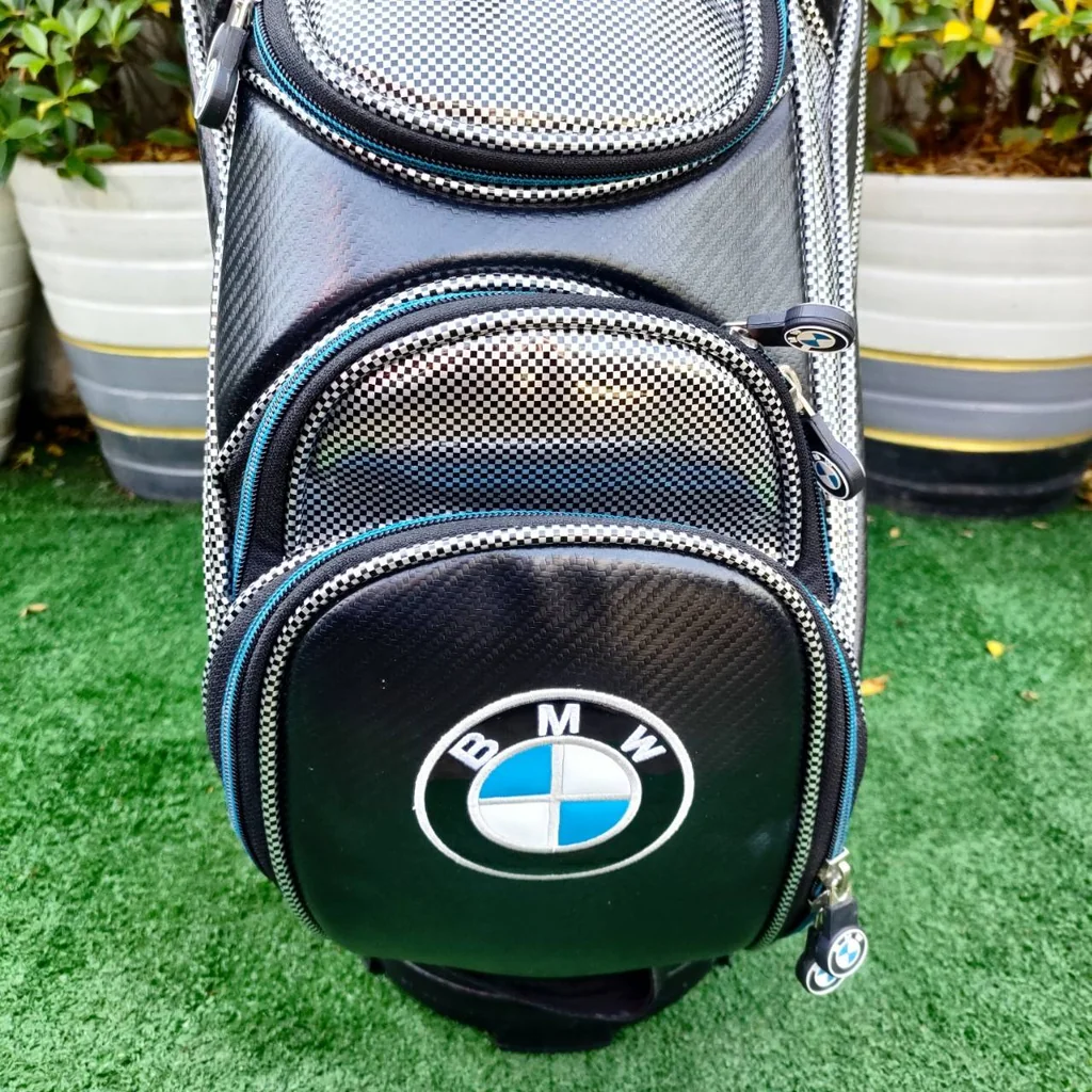 ถุงกอล์ฟ BMW มือสอง ถุงลายสวยมากๆครับ ถุงกอล์ฟ BMW มือสอง ถุงลายสวยมากๆครับ