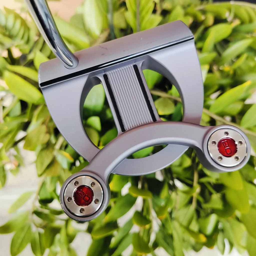 PUTTER SCOTTY CAMERON FUTURA X ความยาว 34 นิ้ว สุดยอดความบล๊านซ์อย่างอัศจรรย์ การวางน้ำหนักที่พิเศษ พัตต์ตรงอย่างมาก ไม้กอล์ฟพรีเมี่ยมมือสอง ของแท้ By NakaraLuxurious PUTTER SCOTTY CAMERON FUTURA X ความยาว 34 นิ้ว สุดยอดความบล๊านซ์อย่างอัศจรรย์ การวางน้ำหนักที่พิเศษ พัตต์ตรงอย่างมาก ไม้กอล์ฟพรีเมี่ยมมือสอง ของแท้ By NakaraLuxurious