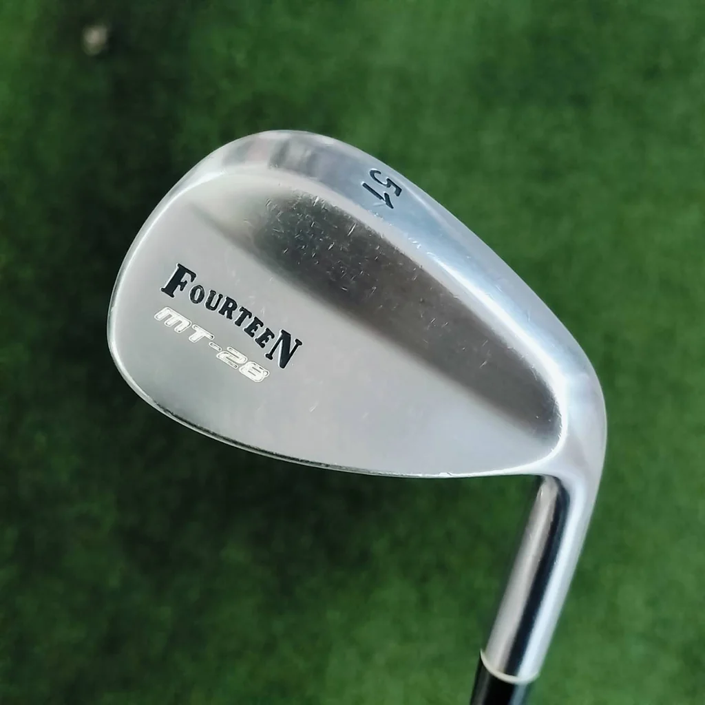 WEDGE FOURTEEN MT28 องศา 51 STANDARD BOUNCE วัสดุ FORGED ที่ดีที่สุดของญี่ปุ่น นุ่มนวล แม่นยำ และ ให้อัตราการสปินที่สูงมาก ตกหยุดๆ ไม้กอล์ฟพรีเมี่ยมมือสอง ของแท้ By NakaraLuxurious WEDGE FOURTEEN MT28 องศา 51 STANDARD BOUNCE วัสดุ FORGED ที่ดีที่สุดของญี่ปุ่น นุ่มนวล แม่นยำ และ ให้อัตราการสปินที่สูงมาก ตกหยุดๆ ไม้กอล์ฟพรีเมี่ยมมือสอง ของแท้ By NakaraLuxurious