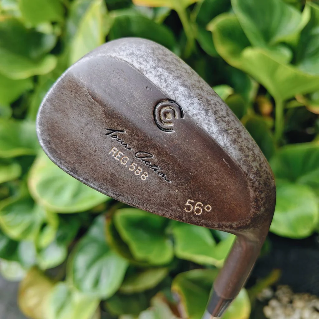 Cleveland REG588 Wedge 56° – รุ่นสนิมสุดคลาสสิก Cleveland REG588 Wedge 56° – รุ่นสนิมสุดคลาสสิก