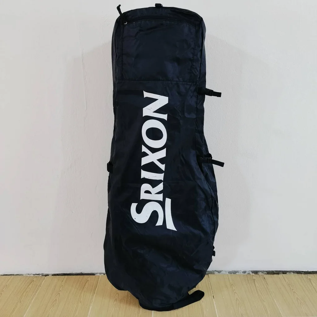 COVER คลุมถุงกอล์ฟ SRIXON มือสอง ของแท้ สภาพสวยมาก ใช้ดีมากของระดับพรีเมี่ยมค่ะ COVER คลุมถุงกอล์ฟ SRIXON มือสอง ของแท้ สภาพสวยมาก ใช้ดีมากของระดับพรีเมี่ยมค่ะ