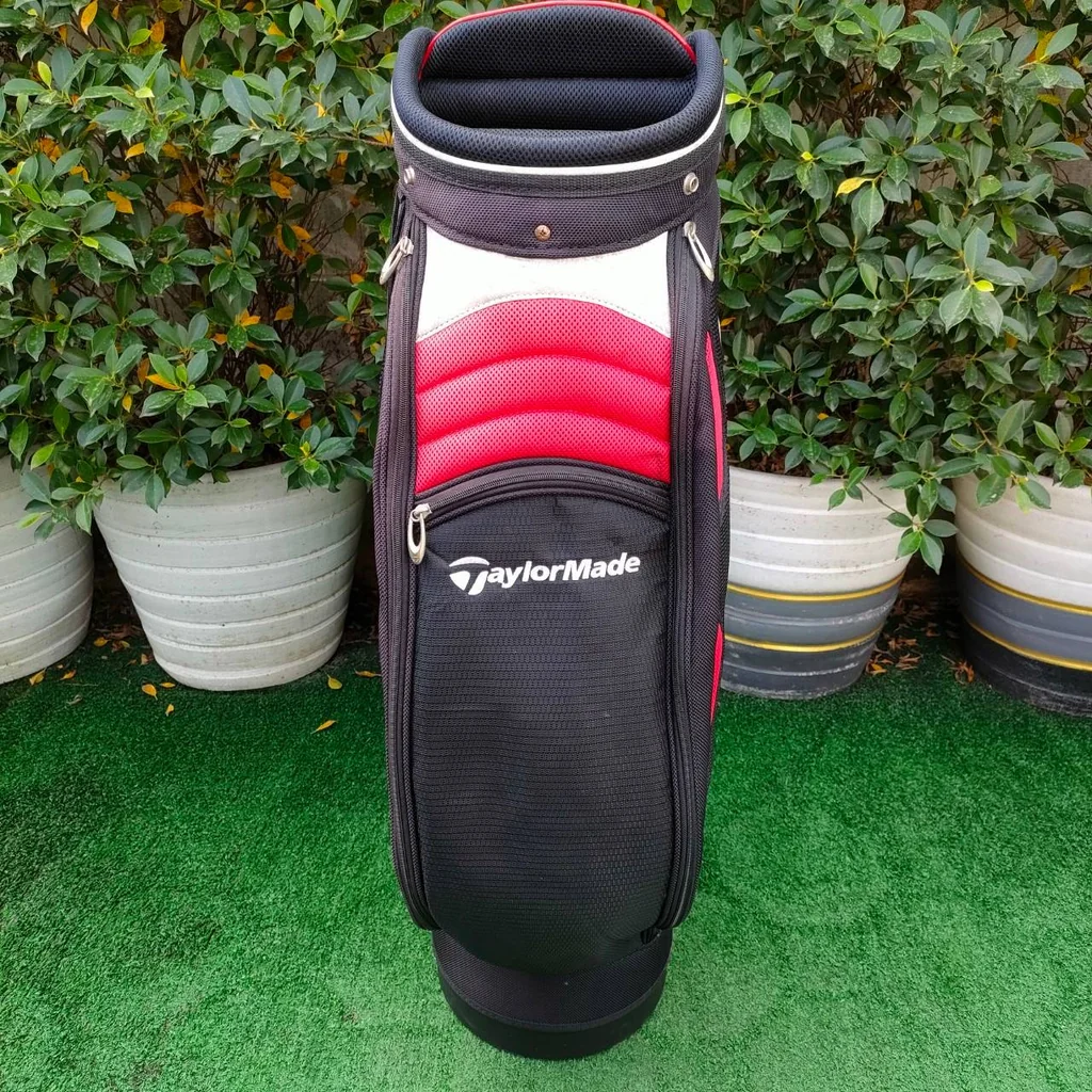 ถุงกอล์ฟ TAYLORMADE มือสอง ของแท้ ถุงสวย เบา แข็งแรง ถุงกอล์ฟ TAYLORMADE มือสอง ของแท้ ถุงสวย เบา แข็งแรง