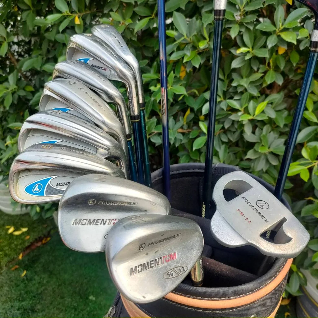 ไม้กอล์ฟครบชุด FULLSET PROKENNEX MCMENTRUM FORGED TI FORMUIA ทั้งชุดประกอบด้วย DRIVER YONEX CYBER STAR FW3 เเละ FW5 ชุดเหล็ก 3-9 เเละ PW SW PUTTER PROKENNEX พร้อมถุงกอล์ฟ PARADISO ครบชุด คุณภาพดี พร้อมลุย!!! ไม้กอล์ฟครบชุด FULLSET PROKENNEX MCMENTRUM FORGED TI FORMUIA ทั้งชุดประกอบด้วย DRIVER YONEX CYBER STAR FW3 เเละ FW5 ชุดเหล็ก 3-9 เเละ PW SW PUTTER PROKENNEX พร้อมถุงกอล์ฟ PARADISO ครบชุด คุณภาพดี พร้อมลุย!!!