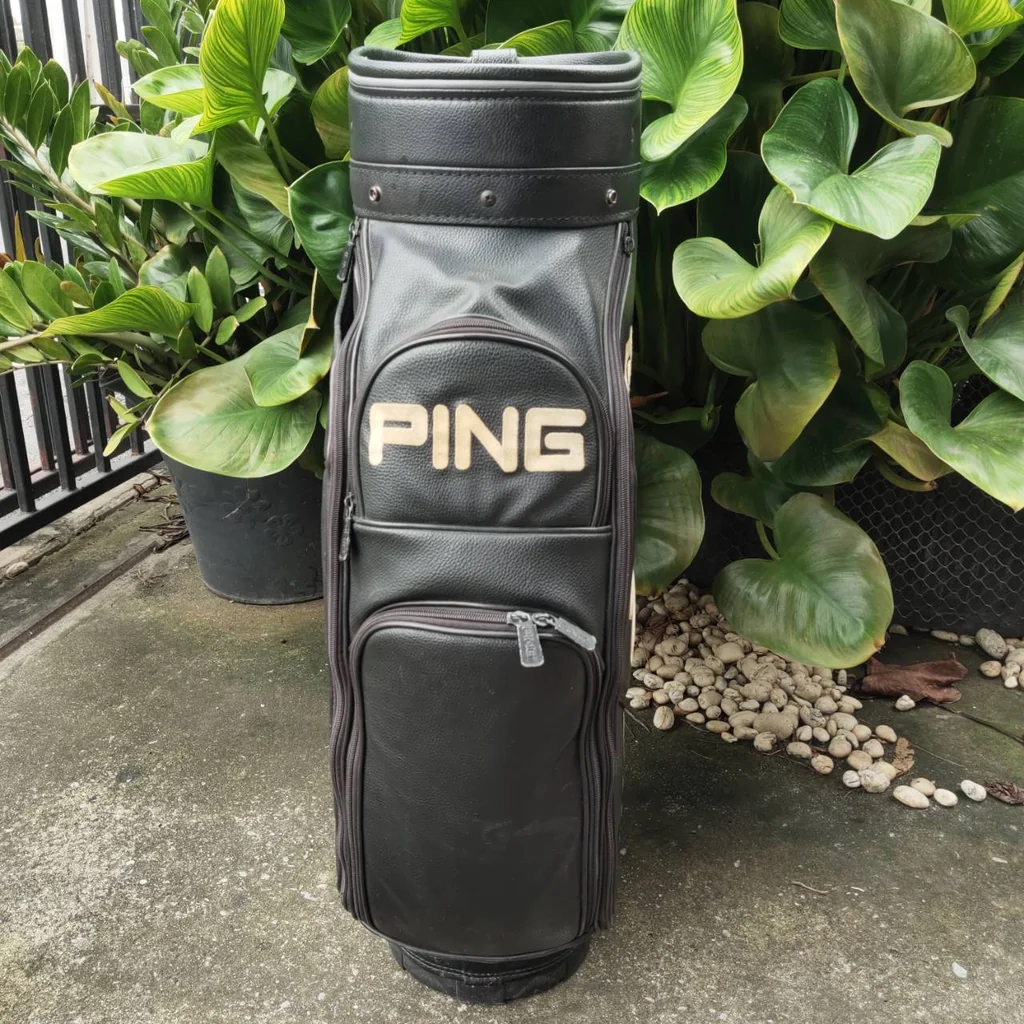 ถุงกอล์ฟ PING G5 ของแท้ มือสอง ถุง TOUR ใบใหญ่ สภาพตามรูปเลยค่ะ ถุงกอล์ฟ PING G5 ของแท้ มือสอง ถุง TOUR ใบใหญ่ สภาพตามรูปเลยค่ะ