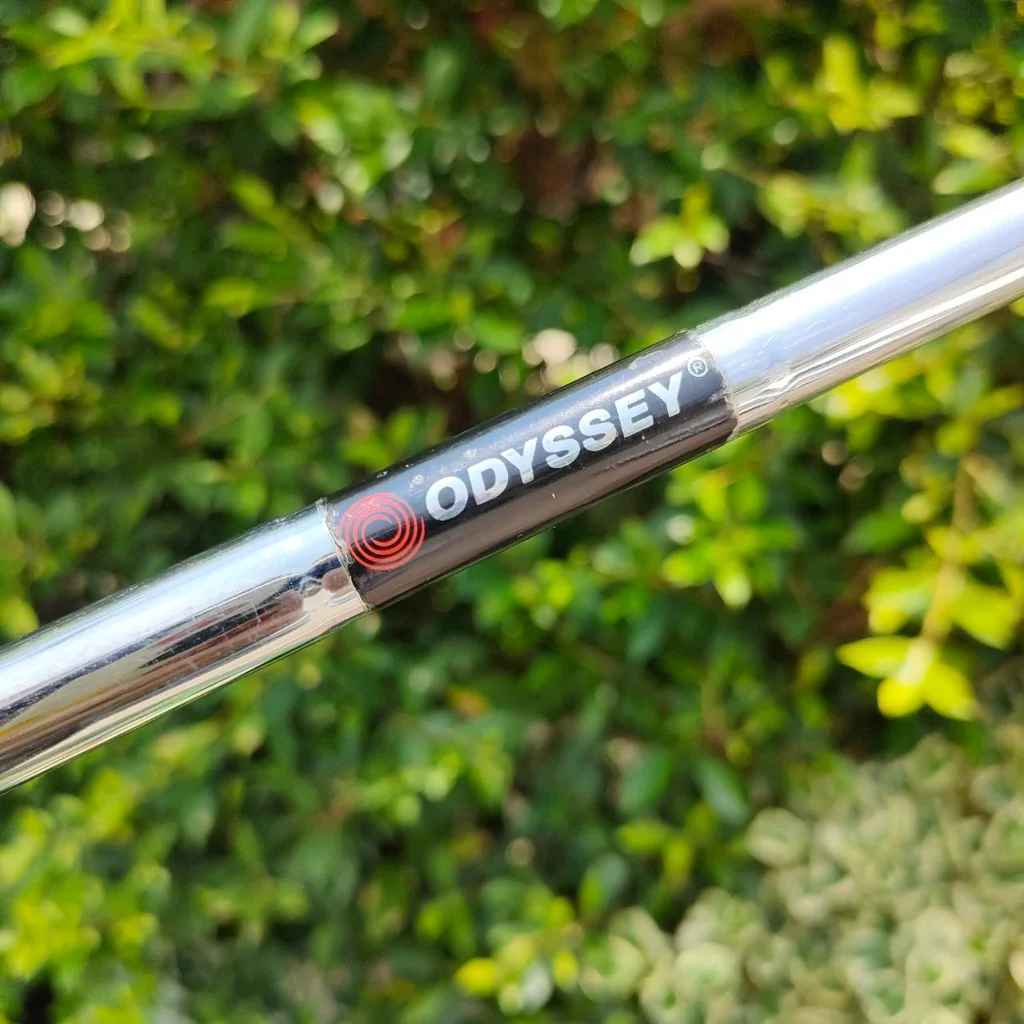 PUTTER ODYSSEY DUAL FORCE TM 330 ความยาว 35 นิ้ว รุ่นหน้าดำมาอีกแล้ว ก้าน ODYSSEY DUAL FORCE รุ่นนี้ที่เป็นรุ่นยอดนิยมมากๆ เพราะ หน้าไม้รุ่นนี้ ทั้งนุ่มและหนึบมาก เกาะไลน์มาก PUTTER ODYSSEY DUAL FORCE TM 330 ความยาว 35 นิ้ว รุ่นหน้าดำมาอีกแล้ว ก้าน ODYSSEY DUAL FORCE รุ่นนี้ที่เป็นรุ่นยอดนิยมมากๆ เพราะ หน้าไม้รุ่นนี้ ทั้งนุ่มและหนึบมาก เกาะไลน์มาก