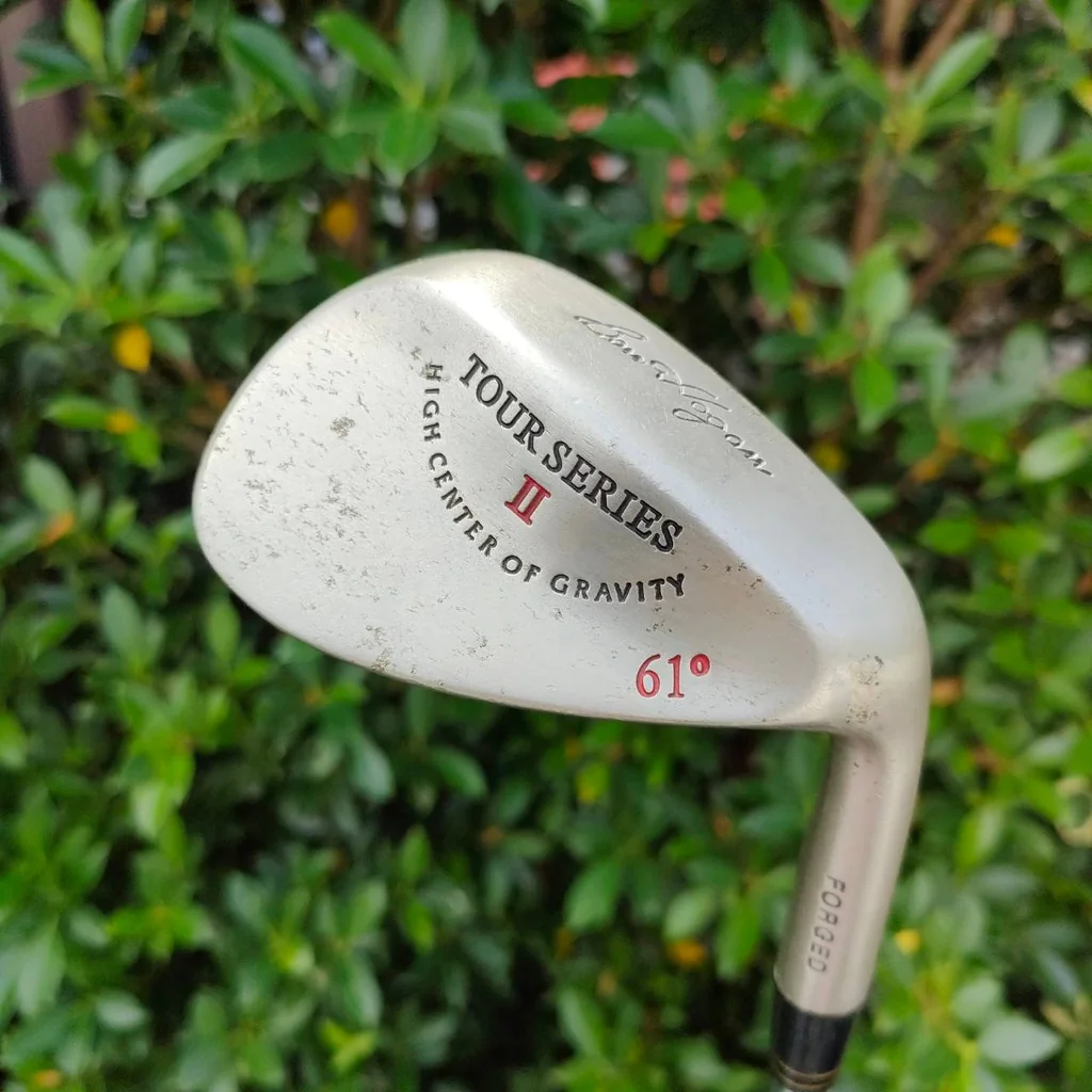 WEDGE TOUR SERIES II FLEX WEDGE องศา 61 วัสดุ FORGED หน้าคม สปินดีมาก ระเบิดทรายดีมาก WEDGE TOUR SERIES II FLEX WEDGE องศา 61 วัสดุ FORGED หน้าคม สปินดีมาก ระเบิดทรายดีมาก