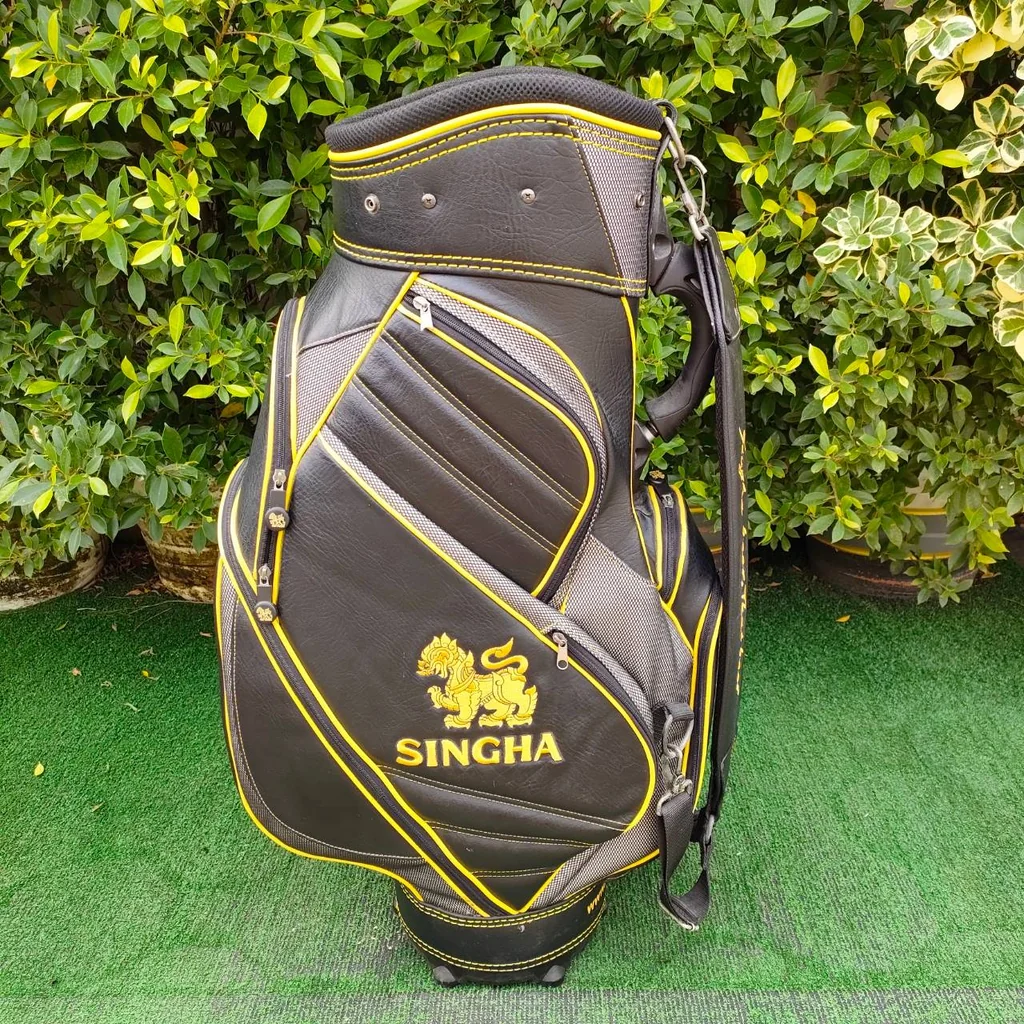 ถุงกอล์ฟ SINGHA มือสอง TOUR 9 นิ้ว ใบใหญ่สภาพสวยสมบูรณ์ พร้อมใช้งาน!! มือสอง ของแท้ BY NakaraLuxurious ถุงกอล์ฟ SINGHA มือสอง TOUR 9 นิ้ว ใบใหญ่สภาพสวยสมบูรณ์ พร้อมใช้งาน!! มือสอง ของแท้ BY NakaraLuxurious