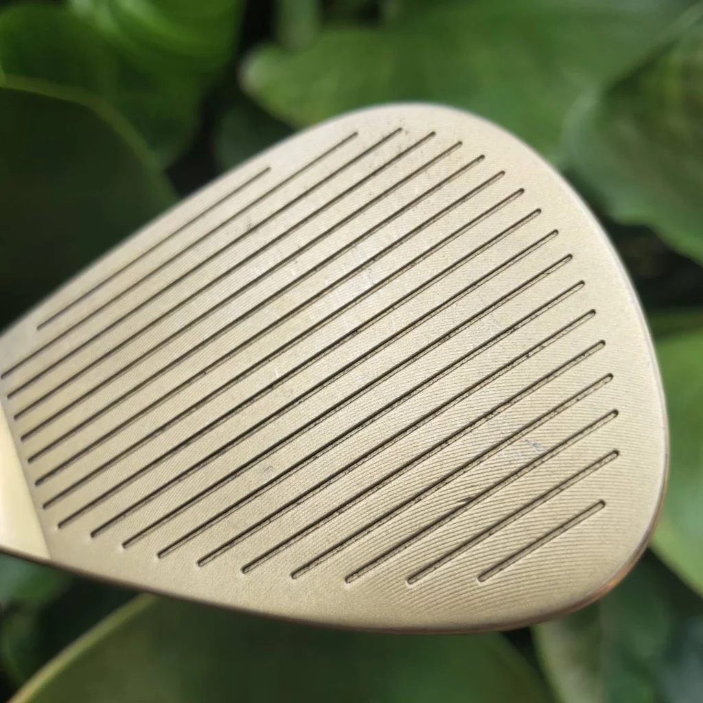 WEDGE EXCEED องศา 58 สีทองหรูหรา หน้าตะไบโหดจัด ตกหยุดถอยหลังแบบสับๆเลยค่ะ WEDGE EXCEED องศา 58 สีทองหรูหรา หน้าตะไบโหดจัด ตกหยุดถอยหลังแบบสับๆเลยค่ะ