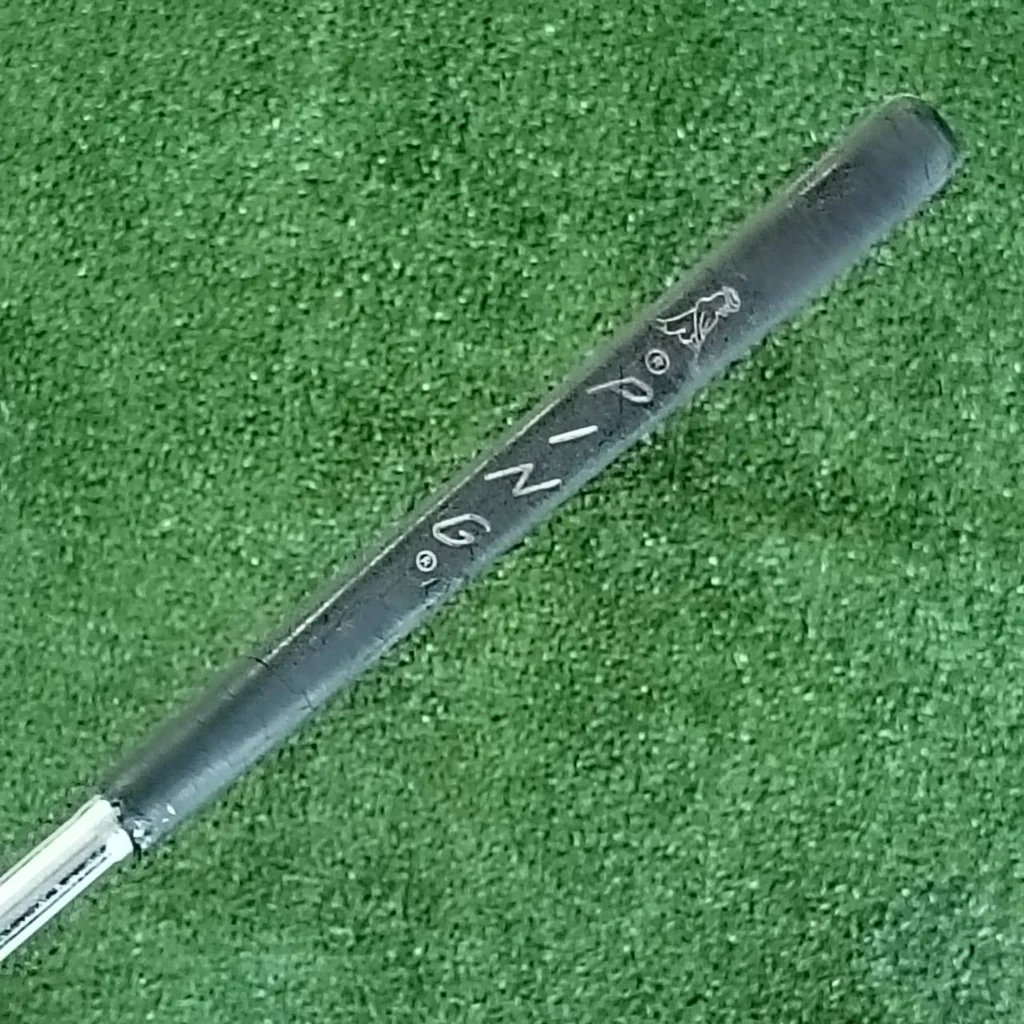 PUTTER PING PAL 4 BECU *แพงมาก หายาก* ยาว 35 นิ้ว เป็น Beryllium copper แท้ๆ ไม่ใช่ทองเหลือง พรีเมี่ยมมากค่ะ ไม้กอล์ฟพรีเมี่ยมมือสอง ของแท้ By NakaraLuxurious PUTTER PING PAL 4 BECU *แพงมาก หายาก* ยาว 35 นิ้ว เป็น Beryllium copper แท้ๆ ไม่ใช่ทองเหลือง พรีเมี่ยมมากค่ะ ไม้กอล์ฟพรีเมี่ยมมือสอง ของแท้ By NakaraLuxurious