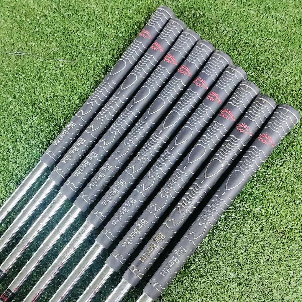 ชุดเหล็กในตำนาน Callaway GREAT BIG BERTHAR สวยมาก สภาพเดิมทุกอย่าง ชุดนี้ยังใช้ วัสดุ TUNGSTEN และ TITANIUM วางไว้ ในจุดที่ดีที่สุด ลูกลอยง่ายมาก หน้าเด้งตีไกลมาก ไม้กอล์ฟพรีเมี่ยมมือสอง ของแท้ By NakaraLuxurious ชุดเหล็กในตำนาน Callaway GREAT BIG BERTHAR สวยมาก สภาพเดิมทุกอย่าง ชุดนี้ยังใช้ วัสดุ TUNGSTEN และ TITANIUM วางไว้ ในจุดที่ดีที่สุด ลูกลอยง่ายมาก หน้าเด้งตีไกลมาก ไม้กอล์ฟพรีเมี่ยมมือสอง ของแท้ By NakaraLuxurious