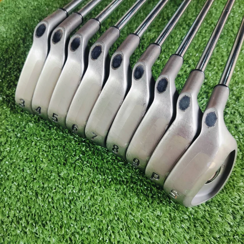 ชุดเหล็กในตำนาน Callaway GREAT BIG BERTHAR สวยมาก สภาพเดิมทุกอย่าง ชุดนี้ยังใช้ วัสดุ TUNGSTEN และ TITANIUM วางไว้ ในจุดที่ดีที่สุด ลูกลอยง่ายมาก หน้าเด้งตีไกลมาก ไม้กอล์ฟพรีเมี่ยมมือสอง ของแท้ By NakaraLuxurious ชุดเหล็กในตำนาน Callaway GREAT BIG BERTHAR สวยมาก สภาพเดิมทุกอย่าง ชุดนี้ยังใช้ วัสดุ TUNGSTEN และ TITANIUM วางไว้ ในจุดที่ดีที่สุด ลูกลอยง่ายมาก หน้าเด้งตีไกลมาก ไม้กอล์ฟพรีเมี่ยมมือสอง ของแท้ By NakaraLuxurious