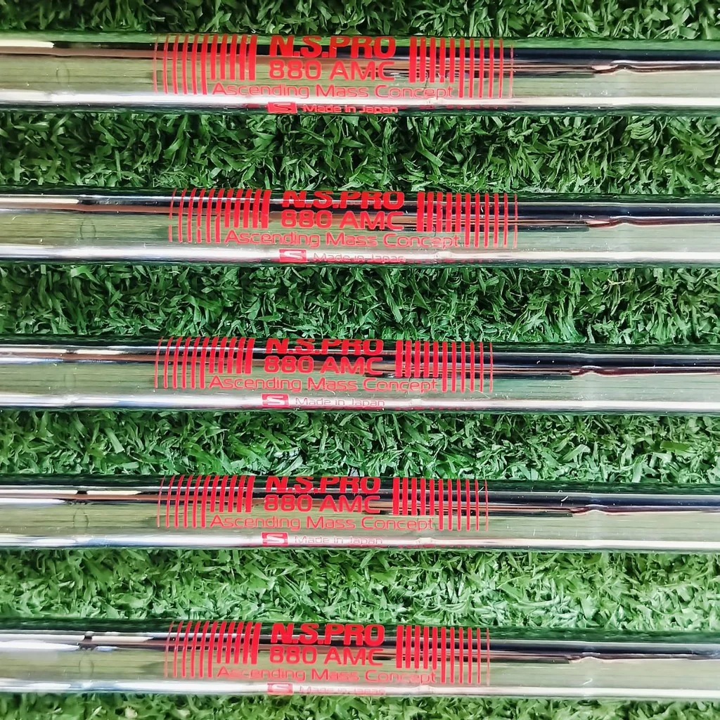 ชุดเหล็ก Titleist T350 FORGED ให้สมรรถนะดีที่สุด รูปทรงดูดีที่สุด และความรู้สึกดีที่สุด ในเหล็กแบบช่วยพัฒนาเกมการเล่น เท่าที่ Titleist เคยมีมา