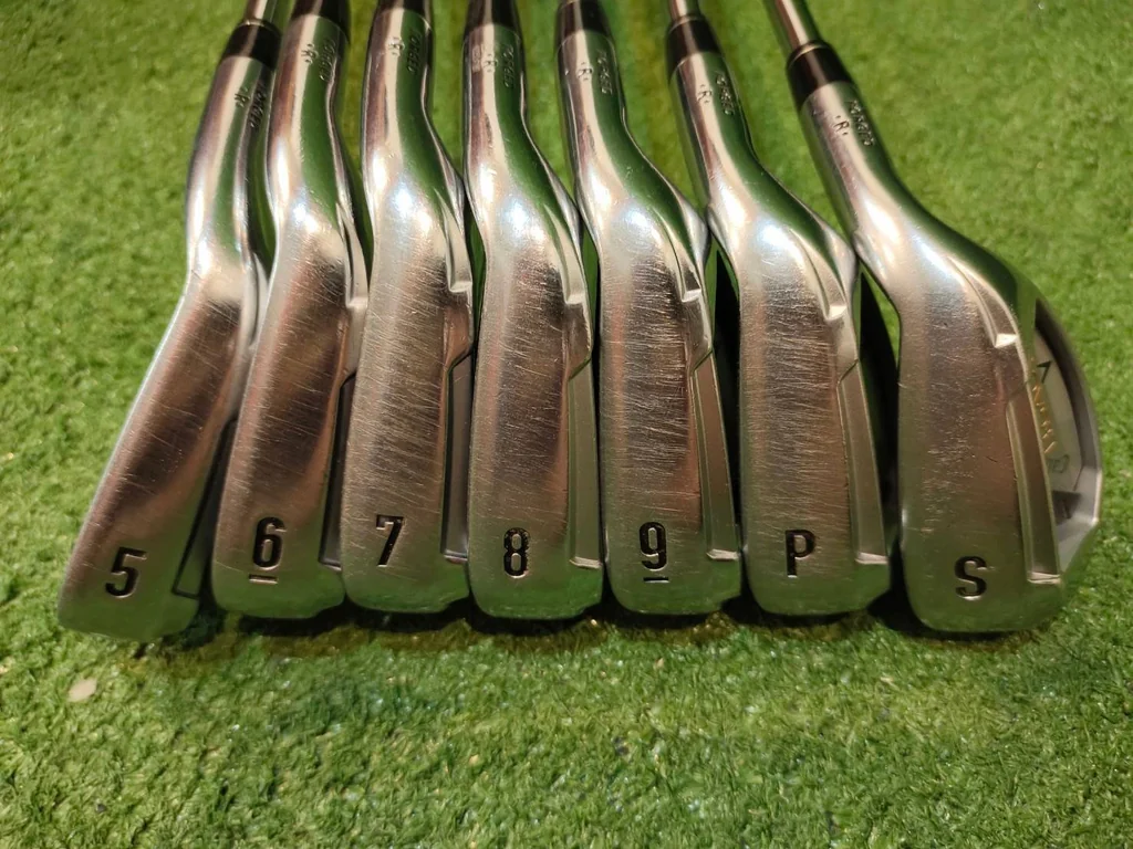 ชุดเหล็กพรีเมี่ยม Callaway LEGACY ชุดเหล็กพรีเมี่ยม Callaway LEGACY