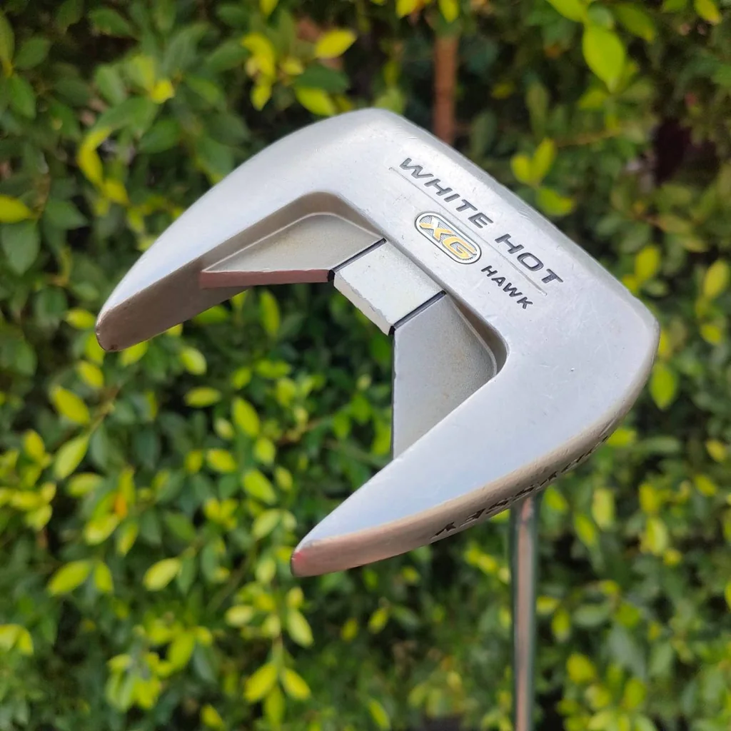 PUTTER ODYSSEY WHITE HOT XG HAWK ความยาว 35 นิ้ว ใส่กริพ GOLF PRIDE กริพสวยมาก ใช้ดีมาก และแพงมาก รุ่นนี้เป็นสุดยอดของสุดยอด ไม้กอล์ฟมือสอง ของแท้ BY NakaraLuxurious PUTTER ODYSSEY WHITE HOT XG HAWK ความยาว 35 นิ้ว ใส่กริพ GOLF PRIDE กริพสวยมาก ใช้ดีมาก และแพงมาก รุ่นนี้เป็นสุดยอดของสุดยอด ไม้กอล์ฟมือสอง ของแท้ BY NakaraLuxurious
