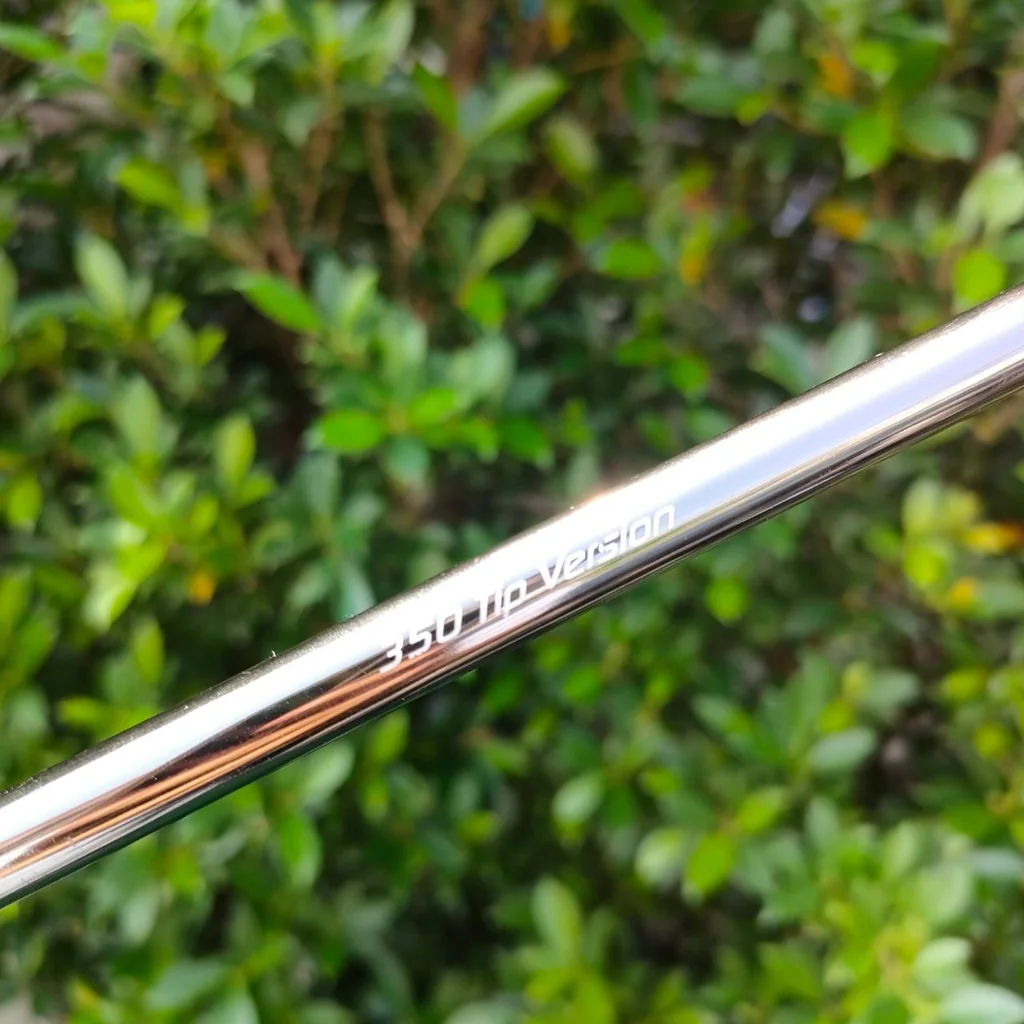 DRIVER XR05 * ตุ้มน้ำหนักหลุด ก้าน DIAMANA FLEX S องศา 9.5 ก้าน แพงมากๆ ตอนซื้อใหม่ โมมา เป็นหมื่นบาทครับ DRIVER XR05 * ตุ้มน้ำหนักหลุด ก้าน DIAMANA FLEX S องศา 9.5 ก้าน แพงมากๆ ตอนซื้อใหม่ โมมา เป็นหมื่นบาทครับ