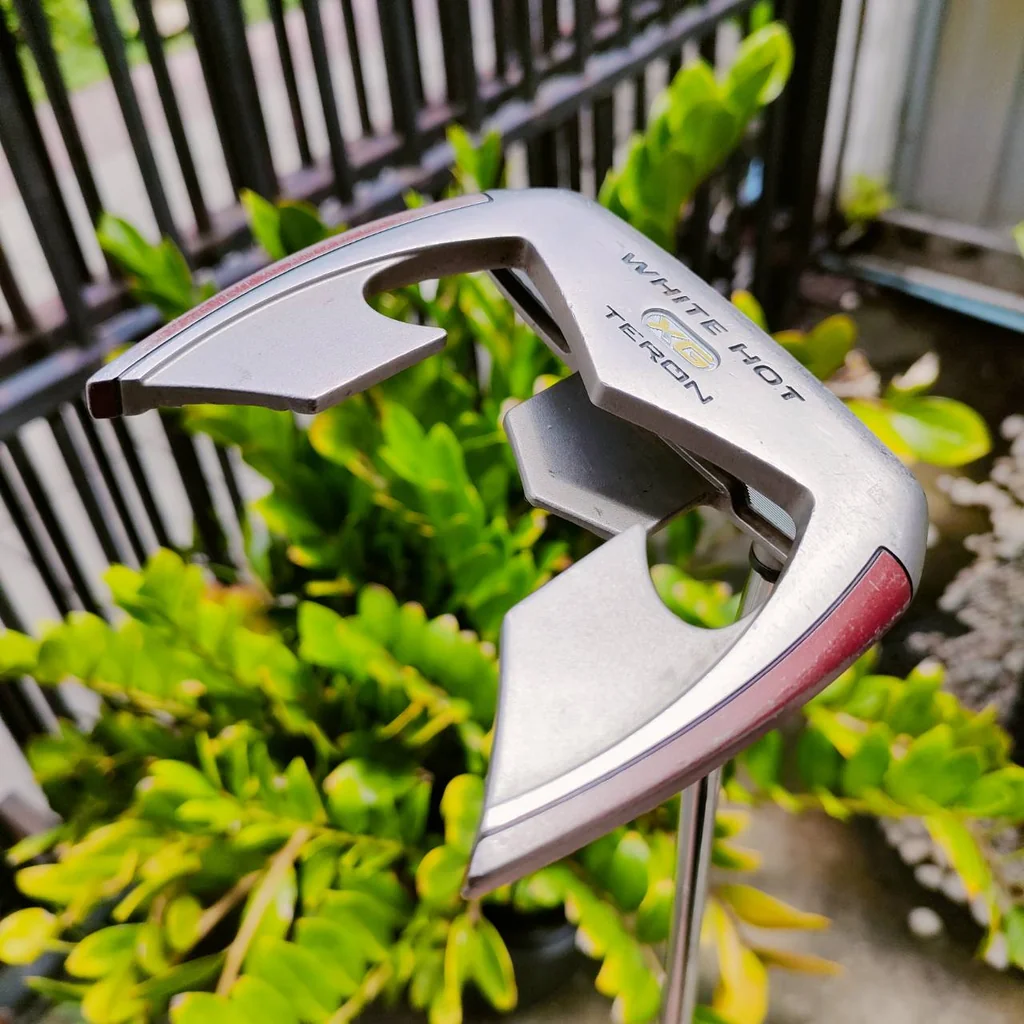PUTTER ODYSSEY XG TERON เป็นรุ่นปีกค้างคาวสองข้าง คล้ายๆเบอร์ 7 แต่พัตต์สนุกกว่า นิ่งมาก บล๊านซ์สุด หน้าสัมผัสพิเศษ ไม้กอล์ฟพรีเมี่ยมมือสอง ของแท้ By NakaraLuxurious