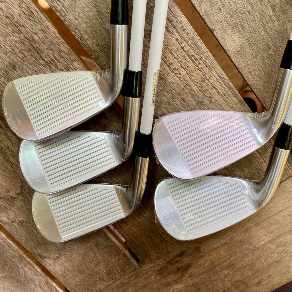 Iron Set Bridgestone Golf รุ่น BX2 HT ชุดเหล็ก 5 ชิ้น (6-PW) ราคาเต็ม 4 หมื่นกว่า! Iron Set Bridgestone Golf รุ่น BX2 HT ชุดเหล็ก 5 ชิ้น (6-PW) ราคาเต็ม 4 หมื่นกว่า!