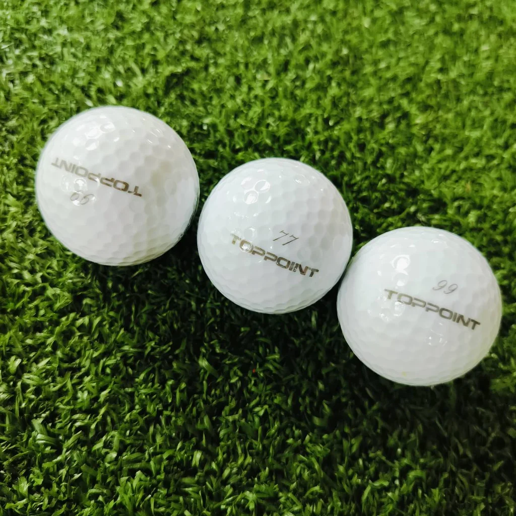 ลดล้างสต๊อค!!! ลูกกอล์ฟ TOPPOINT QUANTUM เป็นลูก SOFT TITANIUM เปลือก 90 ลูกพรีเมี่ยมของ TOPPOINT ลดล้างสต๊อค!!! ลูกกอล์ฟ TOPPOINT QUANTUM เป็นลูก SOFT TITANIUM เปลือก 90 ลูกพรีเมี่ยมของ TOPPOINT