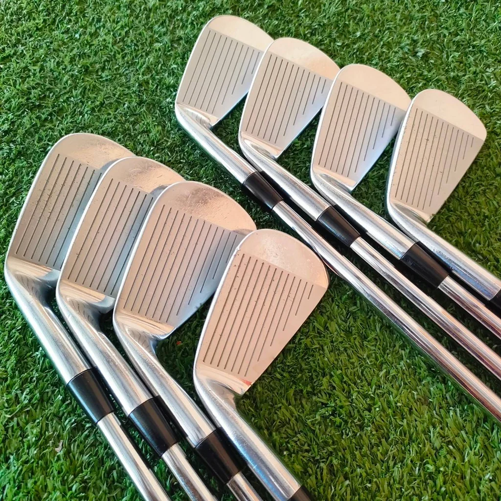 ชุดเหล็ก TITLELIST 695MB FORGED มีเหล็ก 3-9 เเละ PW สภาพสวยเดิมๆ ก้าน DYNAMIC GOLD S200 เหล็ก FORGED ระดับพรีเมี่ยม ไม้กอล์ฟมือสอง ของแท้ BY NakaraLuxurious ชุดเหล็ก TITLELIST 695MB FORGED มีเหล็ก 3-9 เเละ PW สภาพสวยเดิมๆ ก้าน DYNAMIC GOLD S200 เหล็ก FORGED ระดับพรีเมี่ยม ไม้กอล์ฟมือสอง ของแท้ BY NakaraLuxurious