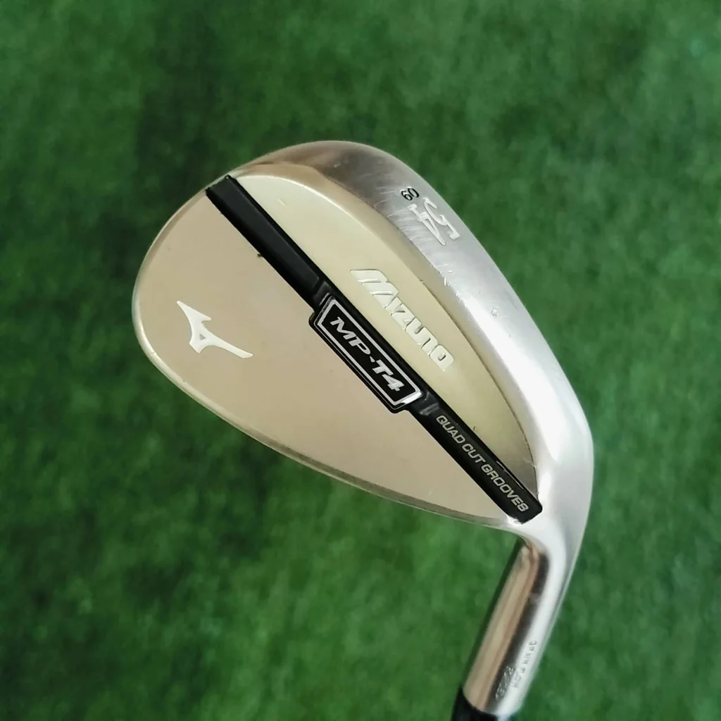WEDGE Mizuno MP-T4 โหดจริง!! องศา 54 BOUNCE 9 ที่สุดของร่อง เป็นแบบ Quad Cut Grooves และ ยังเสริมด้วย SPIN MILLED สุดโหด ไม้กอล์ฟมือสอง ของแท้ By NakaraLuxurious WEDGE Mizuno MP-T4 โหดจริง!! องศา 54 BOUNCE 9 ที่สุดของร่อง เป็นแบบ Quad Cut Grooves และ ยังเสริมด้วย SPIN MILLED สุดโหด ไม้กอล์ฟมือสอง ของแท้ By NakaraLuxurious