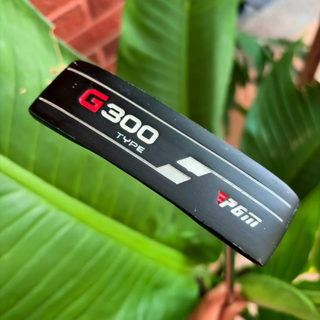 พัตเตอร์ PGM G300 (รหัส TUG025) พัตเตอร์สมดุลสูงที่ช่วยให้เกาะไลน์ได้อย่างแนบเนียน พัตเตอร์ PGM G300 (รหัส TUG025) พัตเตอร์สมดุลสูงที่ช่วยให้เกาะไลน์ได้อย่างแนบเนียน