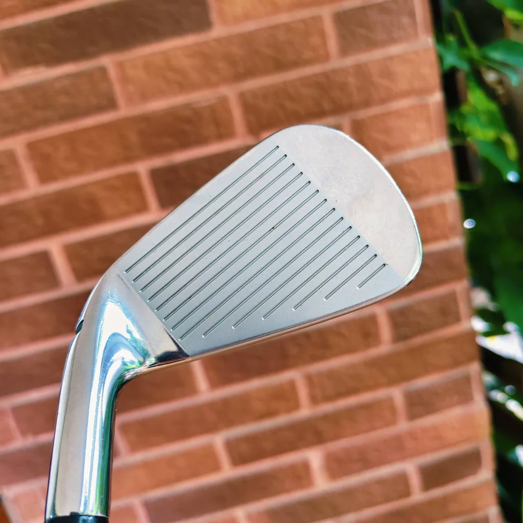 TaylorMade RocketBladez Tour ร่อง Speed Pocket เปลี่ยนโลกกอล์ฟ! ระยะ ความเร็ว Feel การควบคุม
