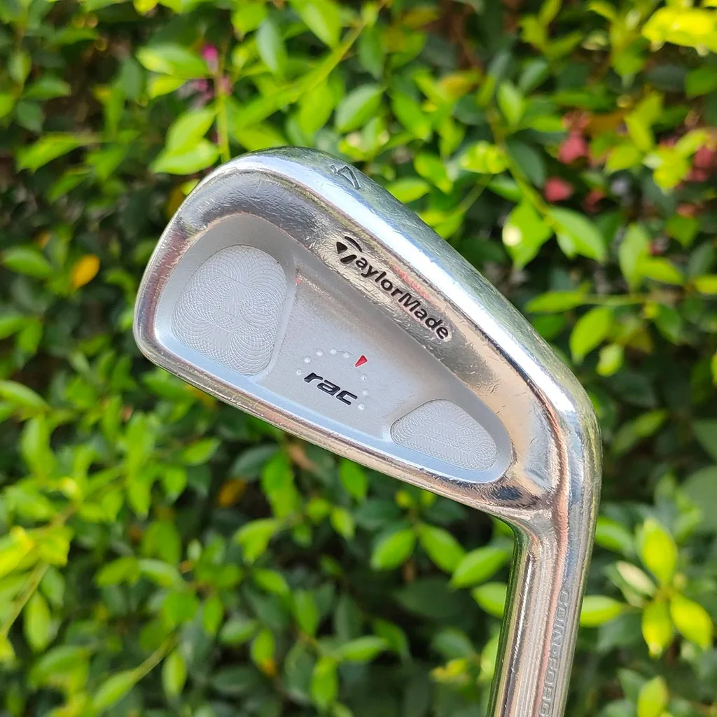 ชุดเหล็ก TAYLORMADE RAC มีเหล็ก 3-9 เเละ PW ก้าน N.S.PRO 950GH FLEX R ชุดนี้สร้างโดยปรมาจารย์ FORGED เหล็กยาวมี CAVITY ตีง่ายมากๆ เหล็กสั้นเป็นใบเบลด คมมากๆครับ