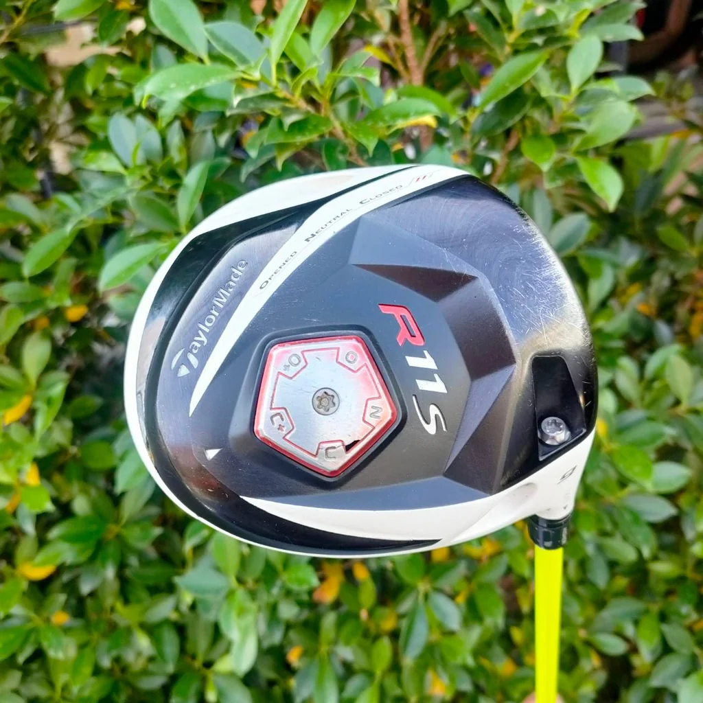 DRIVER TAYLORMADE R11S องศา 9 ก้าน MATRIX HD RADIX 5 รุ่น S จะตีไกล และตีมากๆกว่ารุ่นปกติ เพิ่มดีไซน์อีกหลายส่วน เห็นผลมากๆ