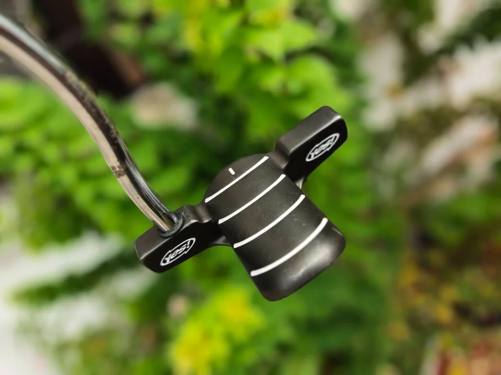 Yes! C-Groove Tiffany Putter พัตต์ดีมากกกก สภาพสวยมาก Yes! C-Groove Tiffany Putter พัตต์ดีมากกกก สภาพสวยมาก