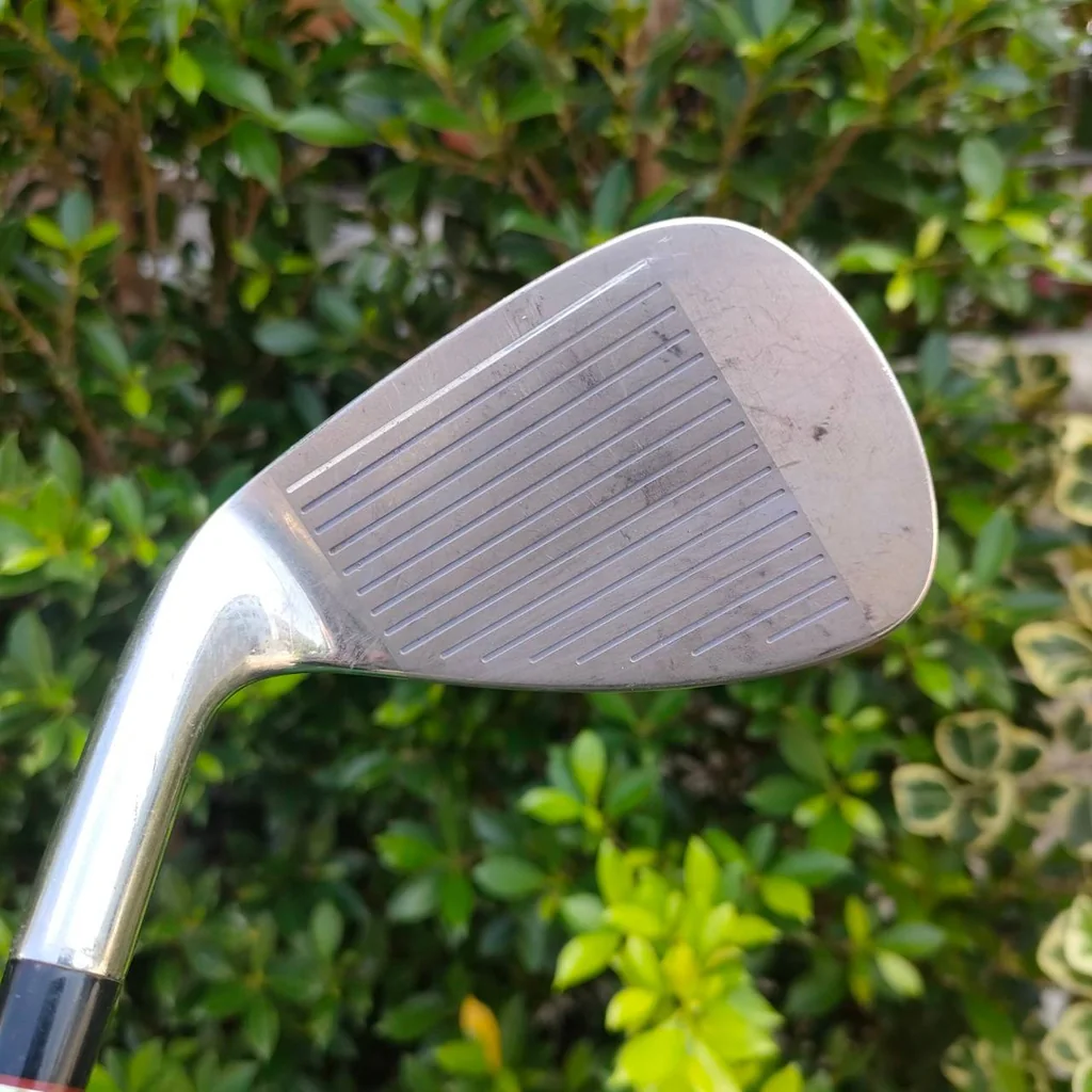 เหล็ก AW KASCO 601SH ก้าน KASCO 601SH FLEX R องศา 52 เป็น WEDGE ที่ชิพง่ายๆ ตีเบาๆระยะ 100 หลา +- หรือ เล่นลูกสั้นๆวิถีไม่โด่งมาก เน้น ชิพแอนด์รัน สบายๆครับ เหล็ก AW KASCO 601SH ก้าน KASCO 601SH FLEX R องศา 52 เป็น WEDGE ที่ชิพง่ายๆ ตีเบาๆระยะ 100 หลา +- หรือ เล่นลูกสั้นๆวิถีไม่โด่งมาก เน้น ชิพแอนด์รัน สบายๆครับ
