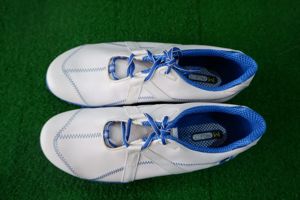 รองเท้า FOOTJOY สีน้ำเงินฟ้า รองเท้า FOOTJOY สีน้ำเงินฟ้า
